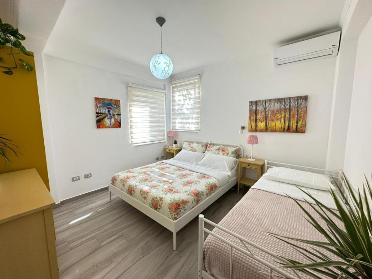 Sofia'S Holiday Apartment Влёра Экстерьер фото