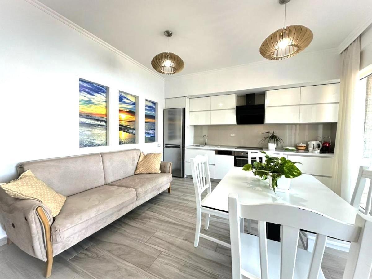 Sofia'S Holiday Apartment Влёра Экстерьер фото