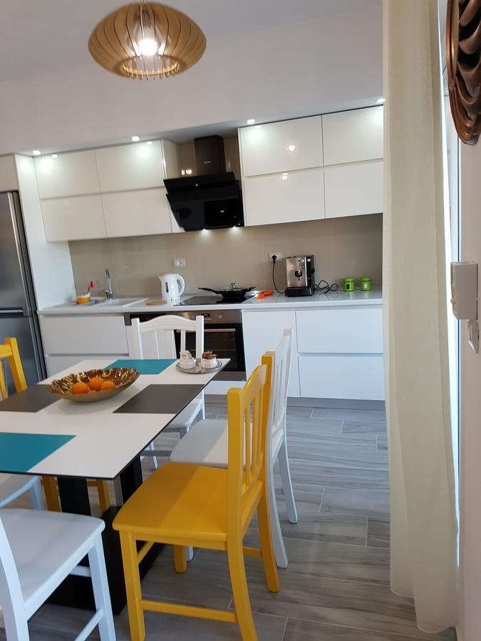 Sofia'S Holiday Apartment Влёра Экстерьер фото