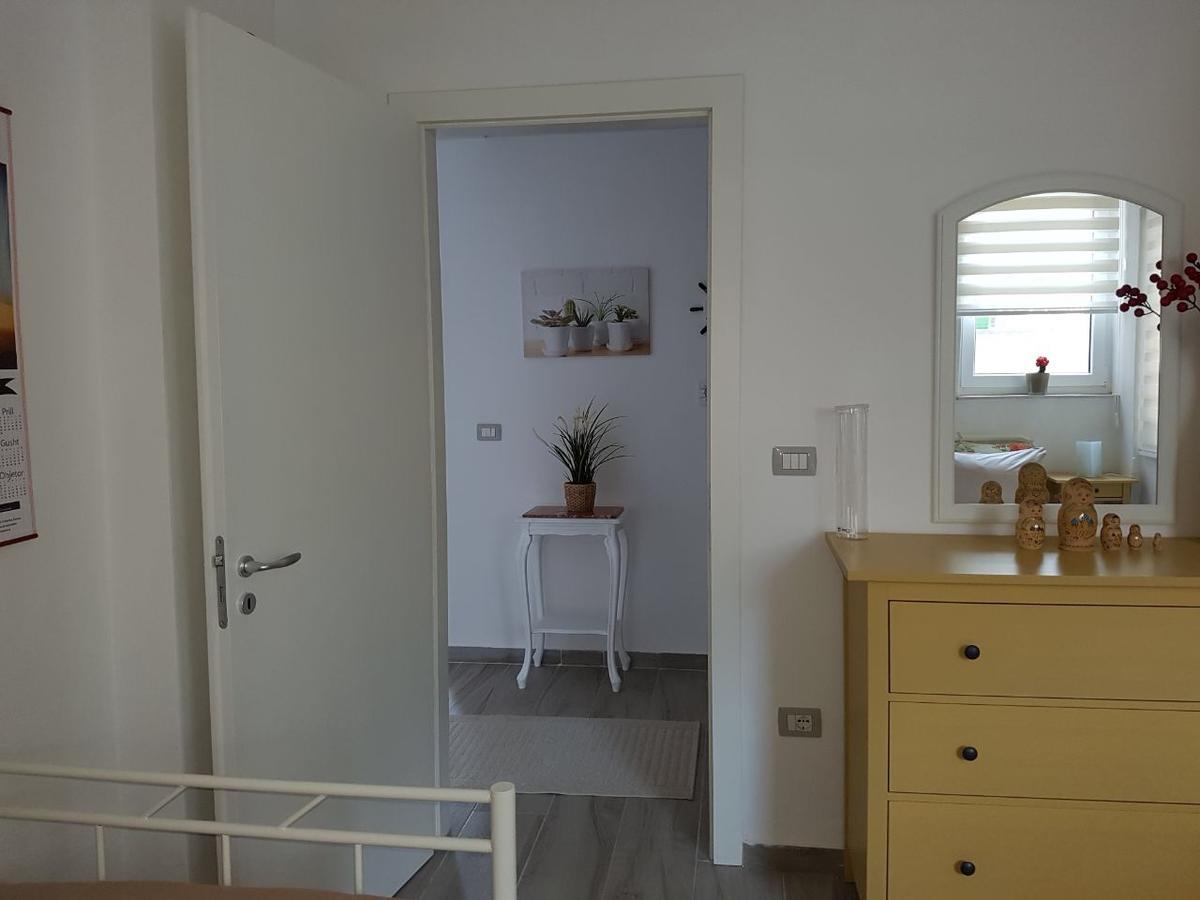 Sofia'S Holiday Apartment Влёра Экстерьер фото