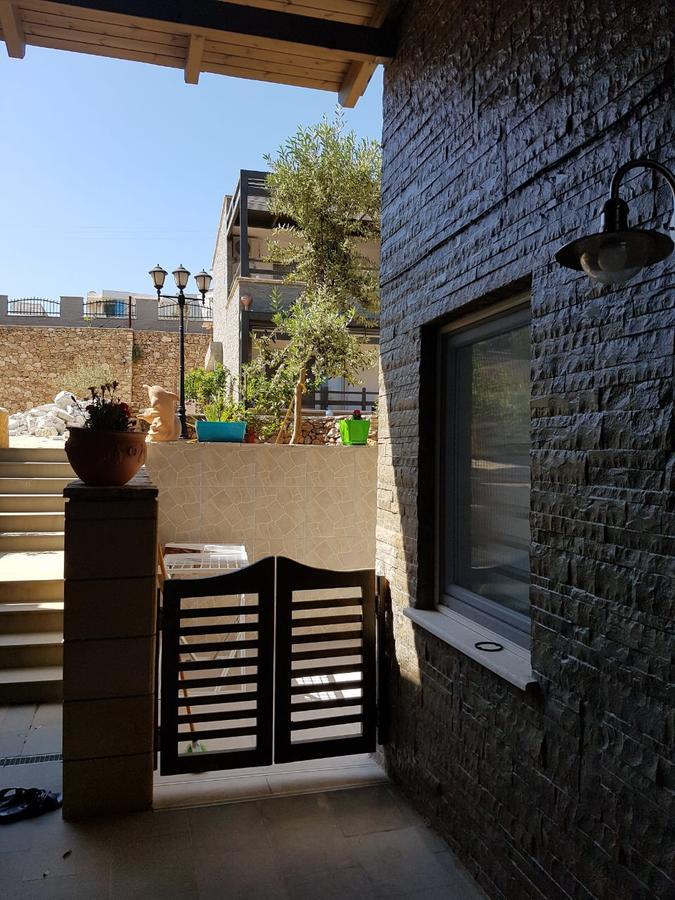 Sofia'S Holiday Apartment Влёра Экстерьер фото